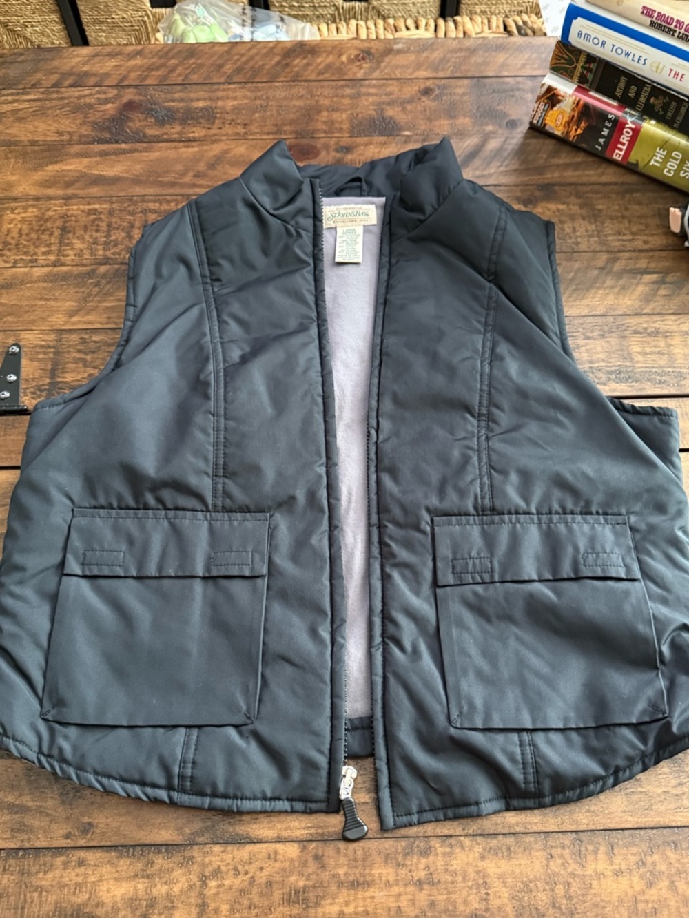 Sz Lg St Johns Bay Vintage 90s Womens Black Fullzip Puffer Vest with Pockets